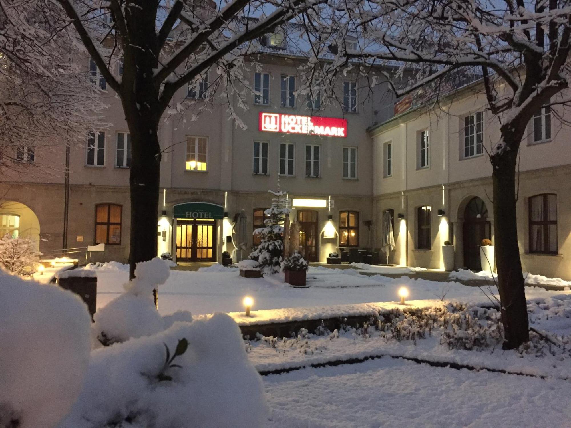 Hotel Uckermark Prenzlau Extérieur photo